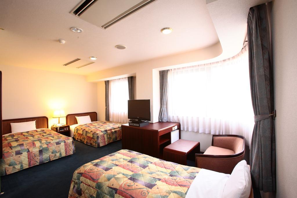 Hotel Ermou Regency Нумадзу Номер фото